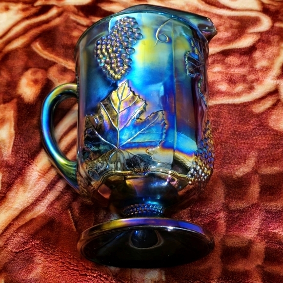 Indiana Glass "Harvest Grape" Iridescent Blue Carnival Glass Pitcher -Colors-WoW - Picture 5 of 10